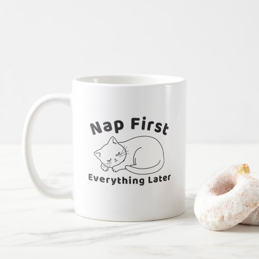 Cute Sleepy Cat “Nap First” Line Art Design Koffiemok (Met donut)