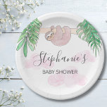 Cute Sloth Baby Girl Baby shower Papieren Bordje<br><div class="desc">Dit  baby shower papier bord is voorzien van een zoete baby die uit een tak hangt,  met groene oerwouden bladeren van de waterverf en roze wolken. Al tekst is klantgericht. Er zijn passende luiers in mijn winkel. Oorspronkelijke Waterverf © Michele Davies.</div>