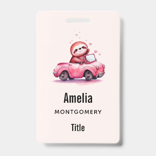 Cute Sloth Driving a Pink Convertible Badge (Voorzijde)