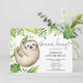 Cute sloth green leaves boy jarig feest kaart (Staand voorkant)