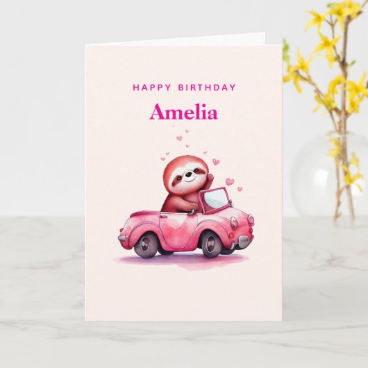 Cute Sloth in a Pink Convertible Birthday Kaart (Gele Bloem)