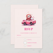 Cute Sloth in a Pink Convertible RSVP Kaartje (Voorkant / Achterkant)