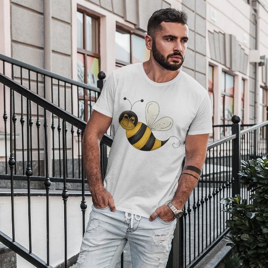 Cute Smiling Bee T-shirt