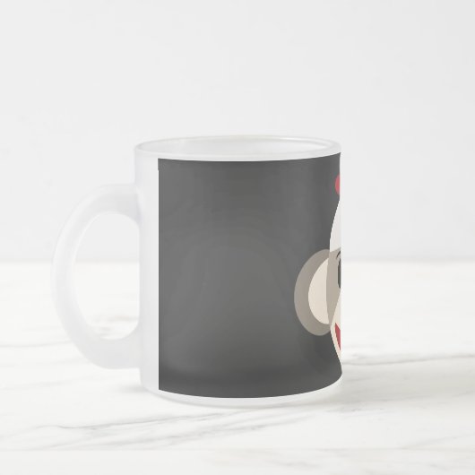 Cute Smiling Sock Monkey Face op Red Black Matglas Koffiemok (Links)