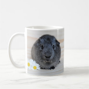 Cute Smooth, Silver Agouti Guinee Pig en Daisies Koffiemok