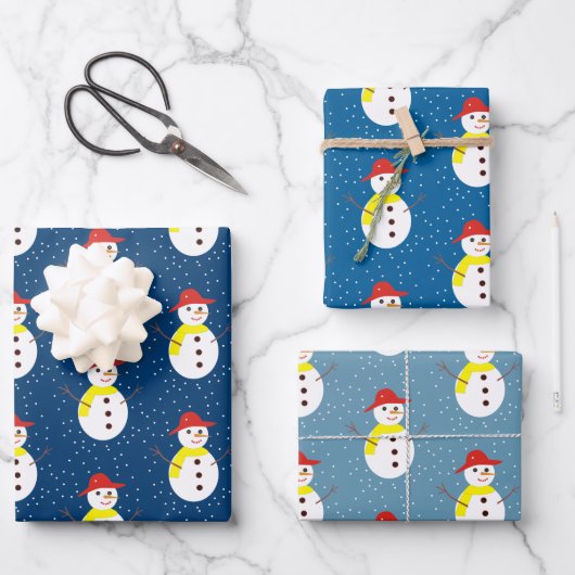 Cute sneeuwman en sneeuw op blauw inpakpapier vel (Voorkant)