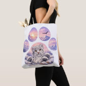 Cute Snow Leopard Paw Mountain Design Tote Bag (Dichtbij)