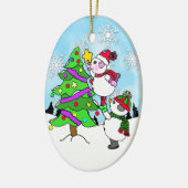 Cute Snowman Couple die Star op de boom zet Keramisch Ornament (Links)