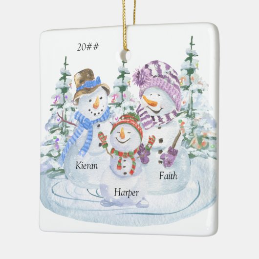 Cute Snowman Familie van 3 Gepersonaliseerde Kerst Keramisch Ornament (Links)