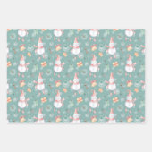 Cute Snowmen Gifts Snowflakes op Green Kerstmis Inpakpapier Vel (Voorkant)