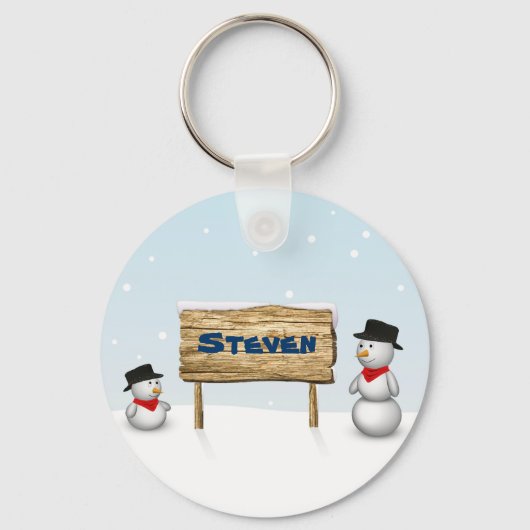 Cute Snowmen met het Bord van de Aangepersonalisee Sleutelhanger (Voorkant)