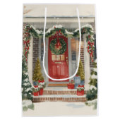 Cute Snowy Christmas Porch  Medium Cadeauzakje (Achterkant)