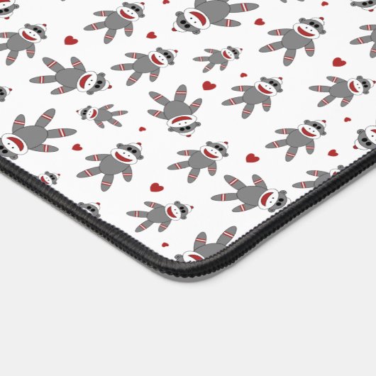 Cute Socket Monkeys met Red Hearts Pattern Bureaumat (Hoek)