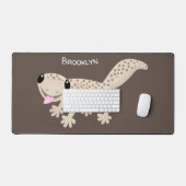 Cute spotted tan gecko cartoon illustration bureaumat (Keyboard & Muis)