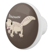 Cute spotted tan gecko cartoon illustration keramische knop (Rechts)