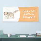 Cute spotted tan gecko cartoon illustration spandoek (Beurs)