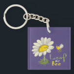 Cute Spring Scene with Daisy Flower and Bee Sleutelhanger<br><div class="desc">Cute Simple Illustration depicting a Daisy Flower and a Hovering Bumblebee with Text Leaf me Bee</div>