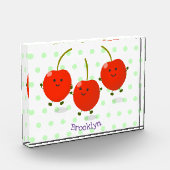 Cute springing red cherries cartoon illustratie fotoblokken (Links)