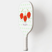 Cute springing red cherries cartoon illustratie pickleball paddle (Links)
