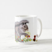 Cute Squirrel die een appel eet Koffiemok (Voorkant rechts)