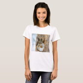 Cute Squirrel in een winterlandschap T-shirt (Voorkant volledig)