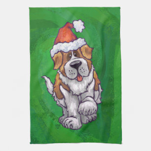 Cute St. Bernard in Santa Hat op Green Theedoek