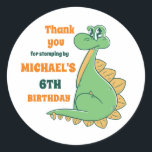 Cute Stegosaurus Baby Dinosaur Kids Birthday Party Ronde Sticker<br><div class="desc">Kute party gunsten voor kinderen,  jongens of meisjes die van dinosaurussen houden en t-rex. Ideaal voor kinderen op verjaardagsfeestje,  feestvieren en dankjewel op het label. U kunt de tekst voor baby shower of andere gelegenheid en partij ook aanpassen.</div>