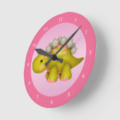 Cute Stegosaurus Dinosaur & Bird Pink Clock Ronde Klok (Hoek)