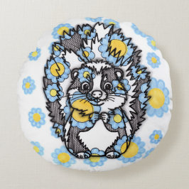 Cute stinkdier met blauwe bloemen ronde kussen