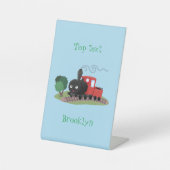 Cute stoomtrein cartoon illustratie reclamebord met voetstuk (Voorkant)