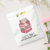Cute Strawberry Milk Birthday Party Bedankzakje (Gezegeld)