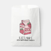 Cute Strawberry Milk Birthday Party Bedankzakje (Voorkant)