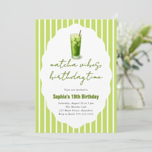 Cute Stripes Wavy Matcha 19th Birthday Party Kaart (Staand voorkant)