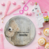 Cute Stuffed Beer Rustic Wooden Backdrop Birthday Papieren Bordje (Feest)