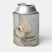 Cute stuffed Beer Rustic Wooden Wall Baby shower Blikjeskoeler (Blikje Achterkant)