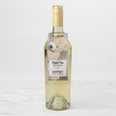 Cute stuffed Beer Rustic Wooden Wall Baby shower Flessenhanger (Op fles)