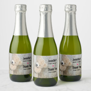 Cute stuffed Beer Rustic Wooden Wall Baby shower Sparkling Wijnetiket