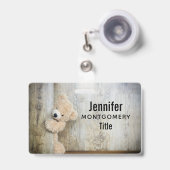 Cute stuffed Beer Rustic Wooden Wall Badge (Voorkant met intrekbare clip)