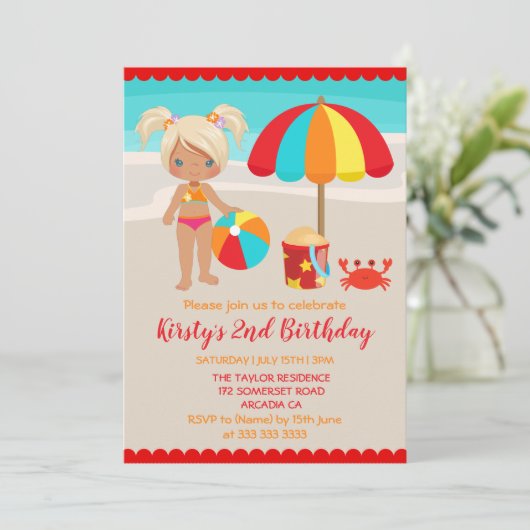Cute Summer Beach Girl Birthday Party Kaart (Staand voorkant)