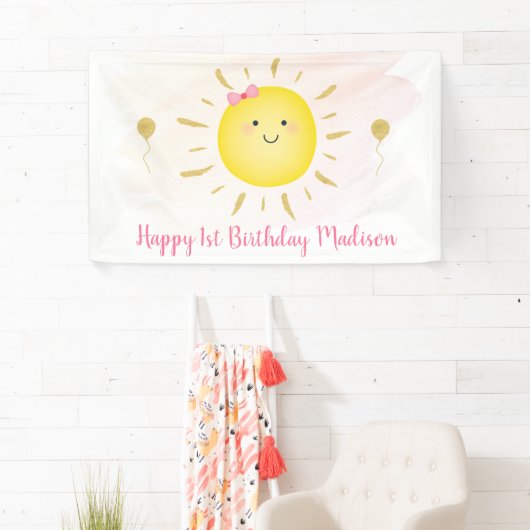 Cute Sunshine Pink & Gold Birthday Spandoek (Insitu)