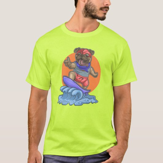 Cute Surfing Pug T-Shirt (Voorkant)