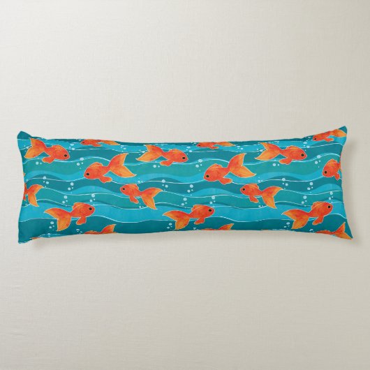 Cute Swimming Goldfish & Water Pattern Lichaamskussen (Achterkant)