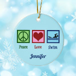 Cute Swimming - Peace Love Swim Keramisch Ornament<br><div class="desc">Kute Peace Love Swim-kerstversiering voor een zwemmer of badmeester. Een  gepersonaliseerd cadeau voor uw zwemcoach of leden van uw competitieve zwemteam. Ik hou van coole zwemcadeaus.</div>