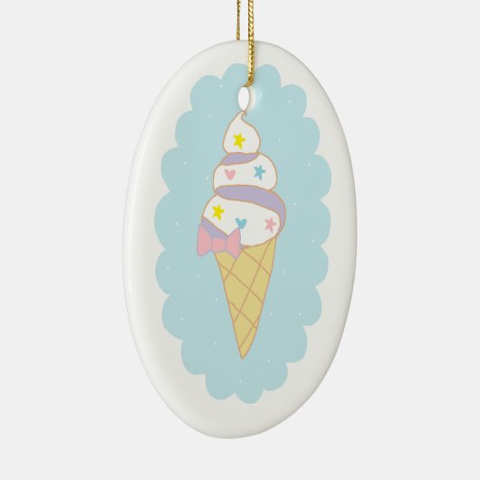 Cute Swirl Ice Cream Cone Keramisch Ornament (Rechts)