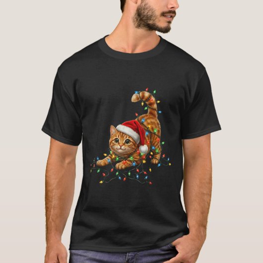 Cute Tabby Cat Christmas Funny Lights Xmas Cat In  T-shirt (Voorkant)