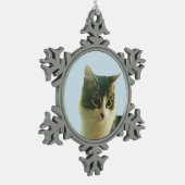 Cute Tabby Cat Face Tin Sneeuwvlok Ornament (Links)