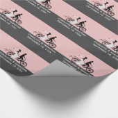 Cute Tandem Bike Bride and Groom Wedding Cadeaupapier (Hoek)