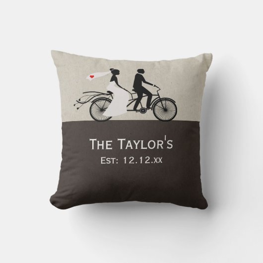 Cute Tandem Bike Bride and Groom Wedding Kussen (Voorkant)