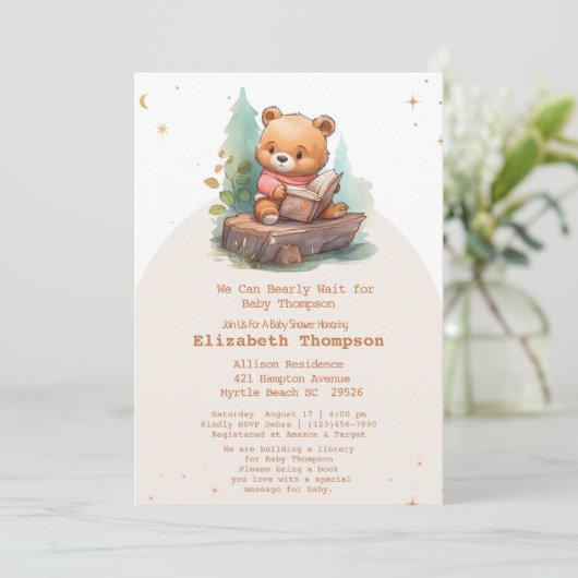 Cute Teddy Bear brengt een boek Baby shower mee Kaart (Staand voorkant)