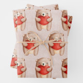 Cute Teddy Bear die een rood hart draagt Inpakpapier Vel (In situ)